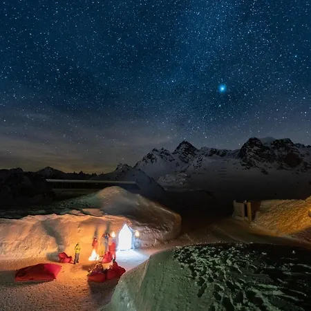 Abenteuer Iglu Nacht Glamping ラグジュアリーテント
